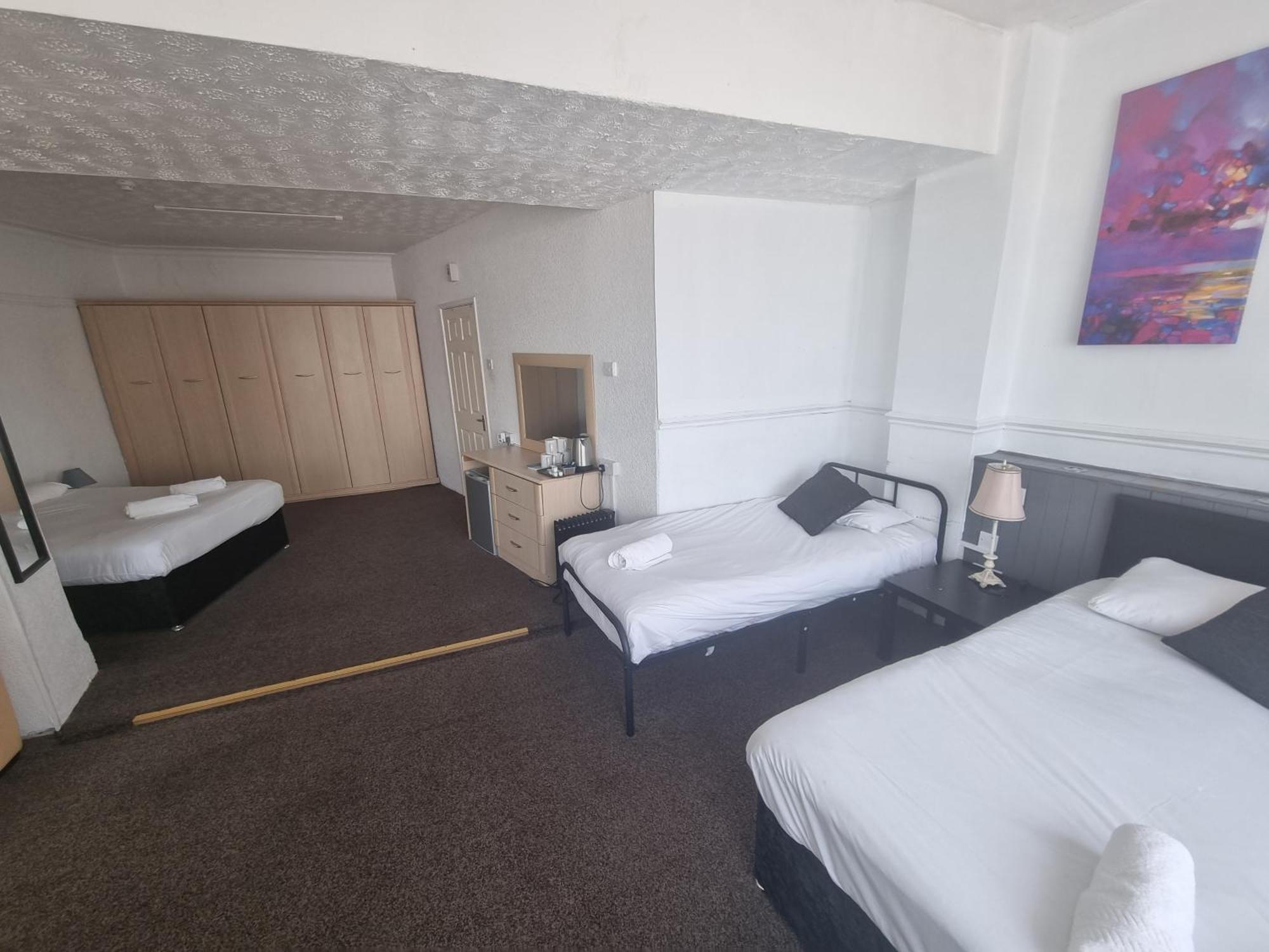 Henson Hotel Pleasure Beach Блэкпул Номер фото